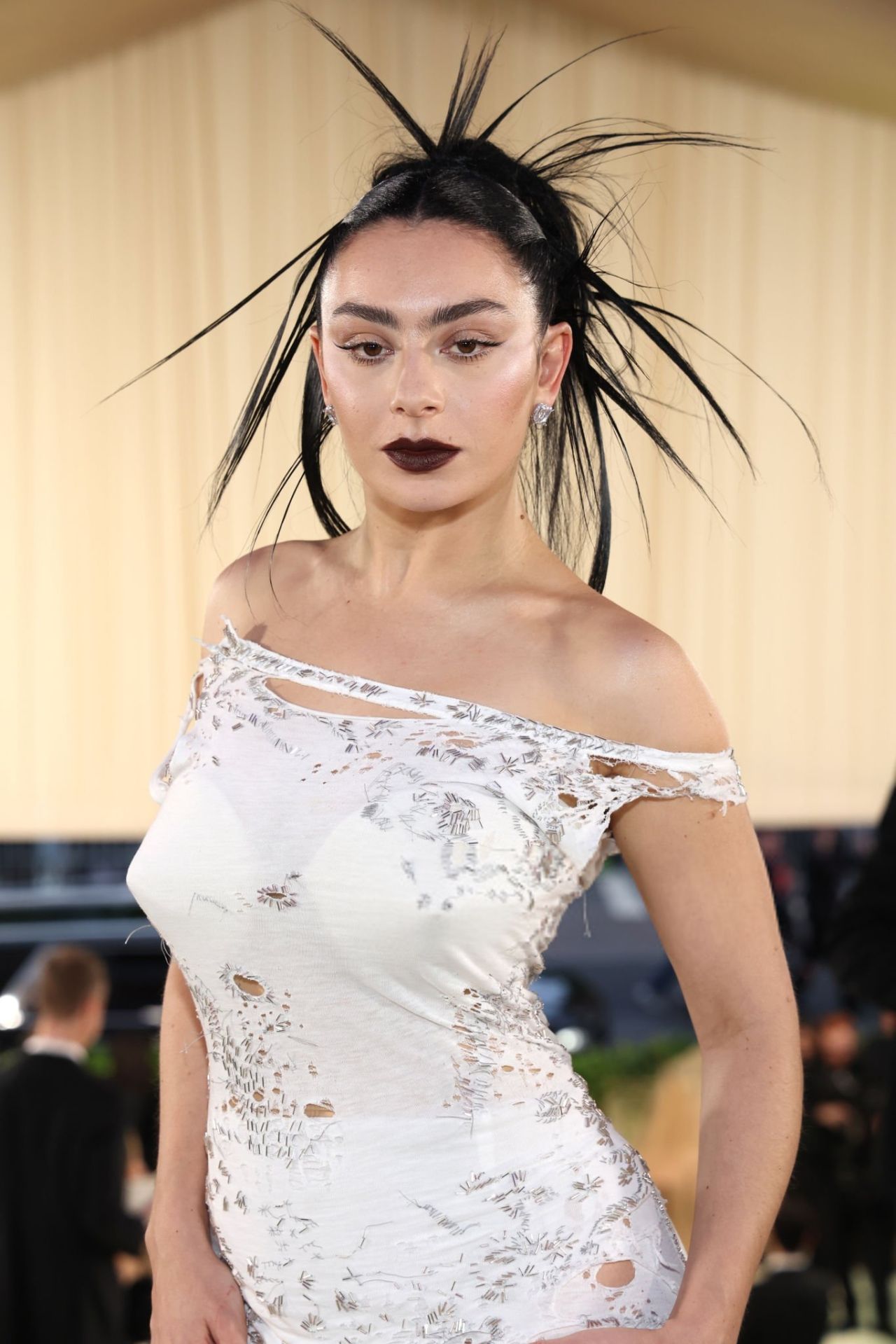 CHARLI XCX AT MET GALA 2024 IN NEW YORK CITY02